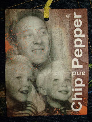 �`�b�v�A���h�y�b�p�[�@�ʐM�̔��ECHIP AND PEPPER TUSHINHANBAI