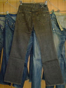 TRUE RELIGION BOBBY STYLE:32800 COLOR:15 DESTROYED