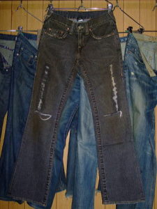 TRUE RELIGION BOBBY STYLE:32800 COLOR:15 DESTROYED